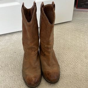 Jessica Simpson Tan Cowboy Boots in size 8.5